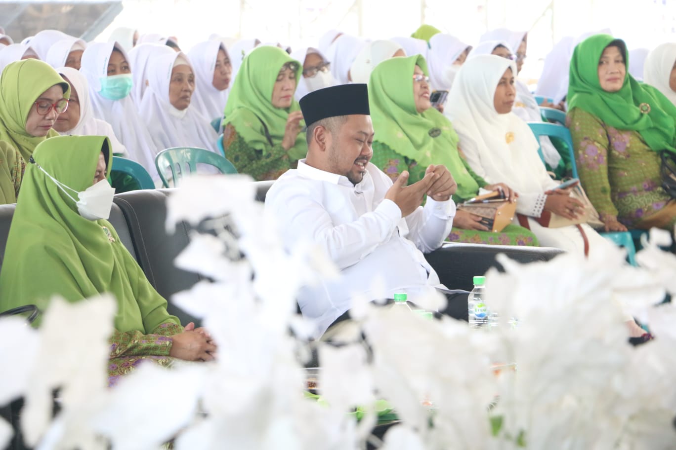 PC Muslimat NU Gelar Peringatan Maulid Nabi, Ini Pesan Bupati Gresik Gus Yani